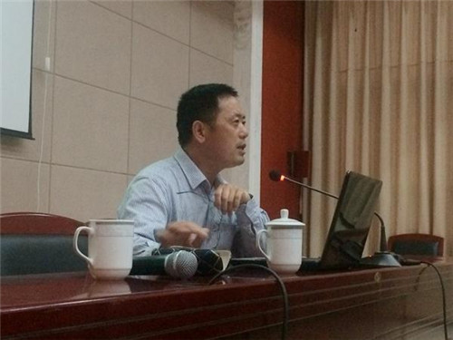 内乡宝天曼景区组织礼仪培训 提高旅游从业人员素质
